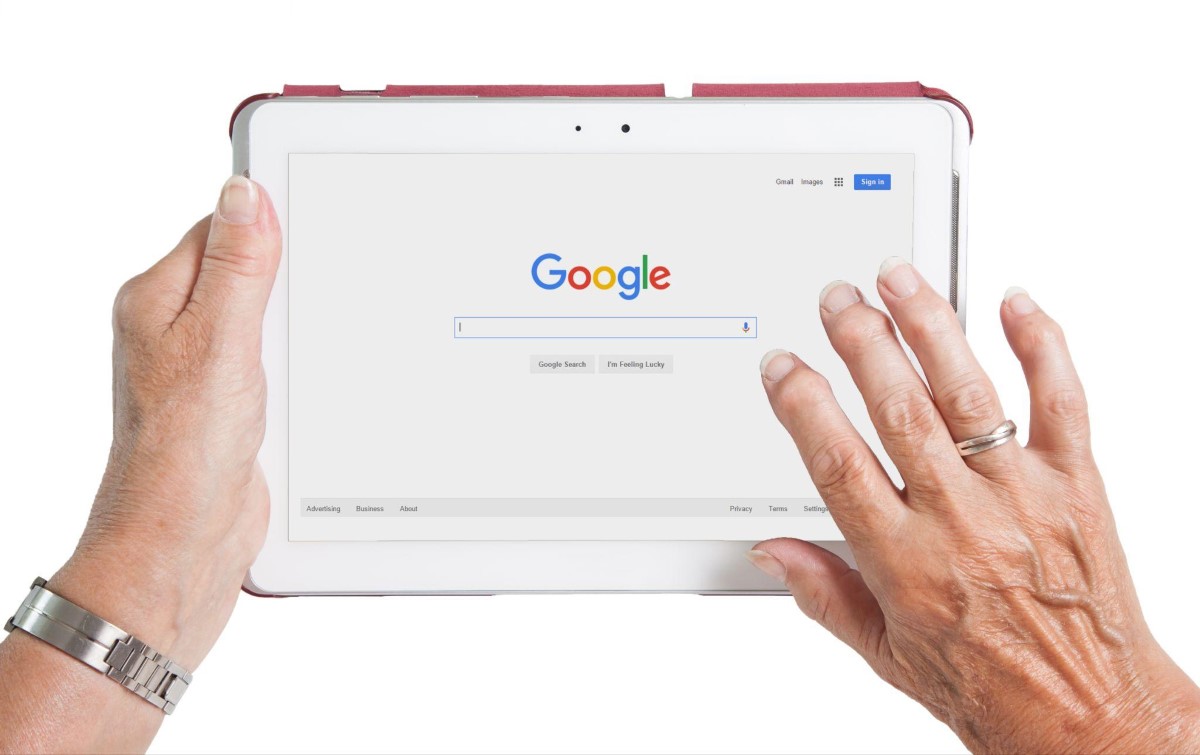 Search engine algorithm changes