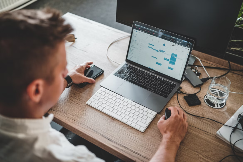 Set reminders to review content