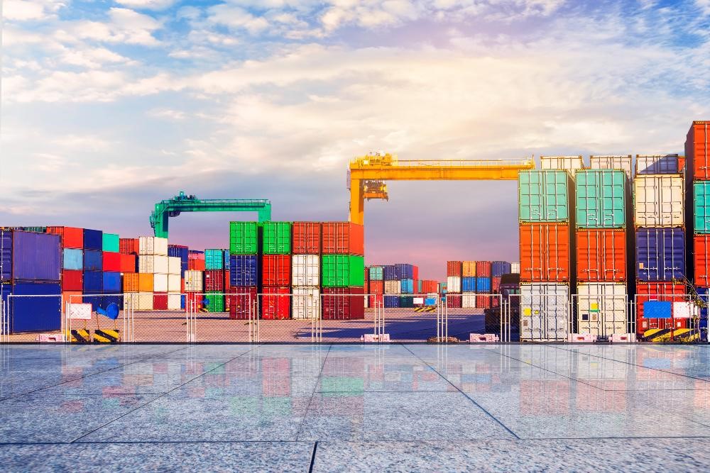 AI optimizes supply chain and forecasts demand